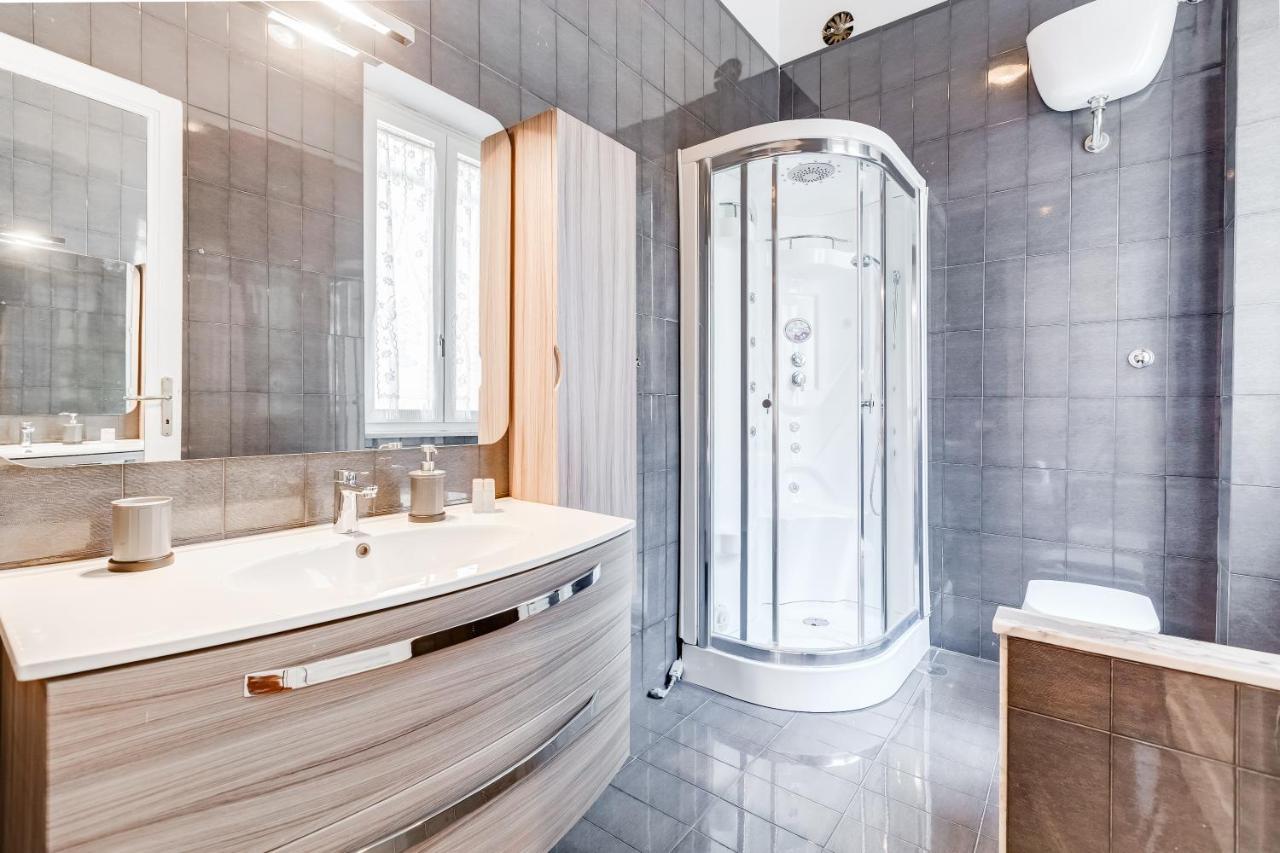 Apartment Large And Bright Amazing View Basilica San Giovanni In Laterano Rom